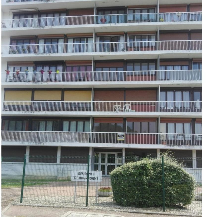 Studio Lägenhet Sens Exteriör bild